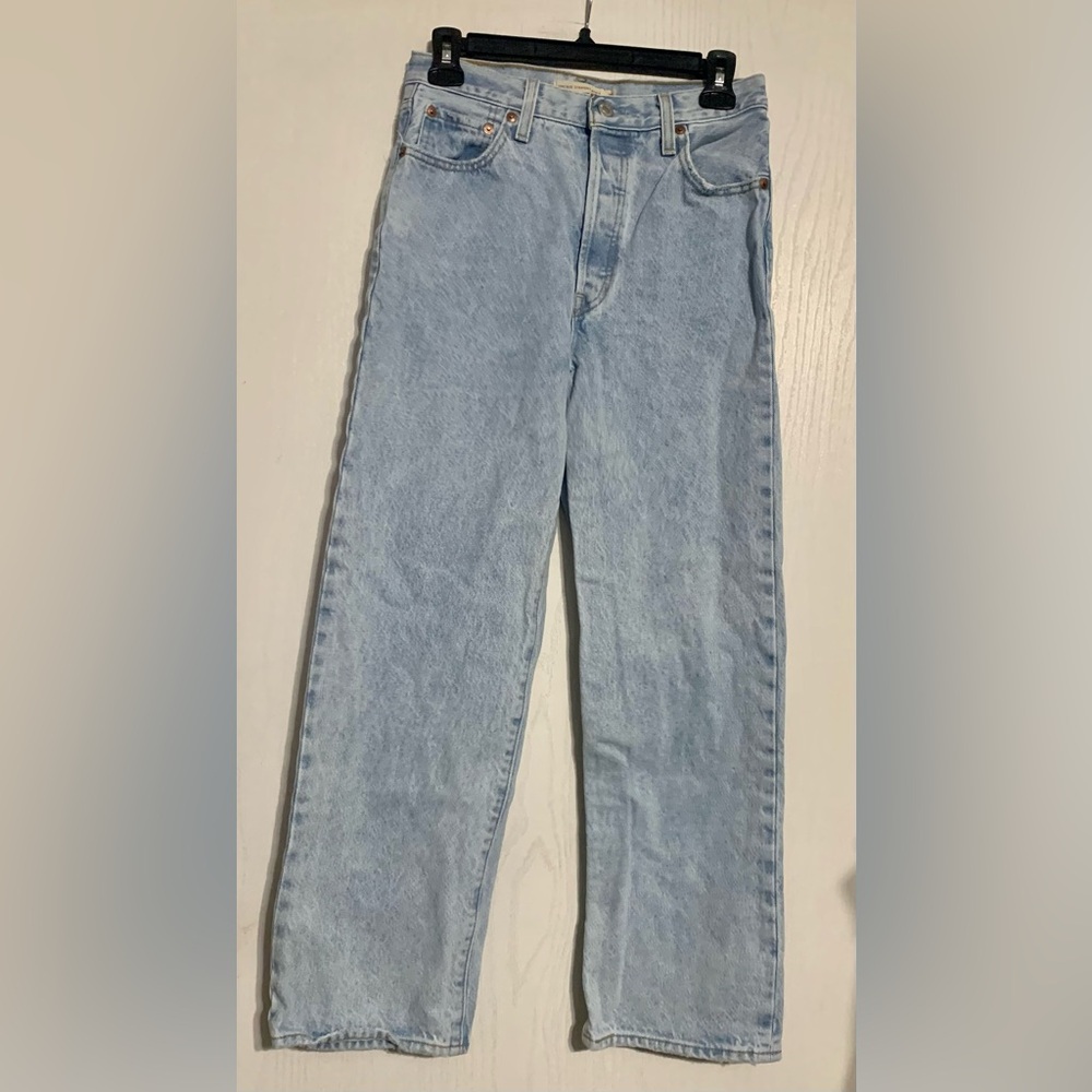 Levi's Ribcage Straight Ankle Jeans